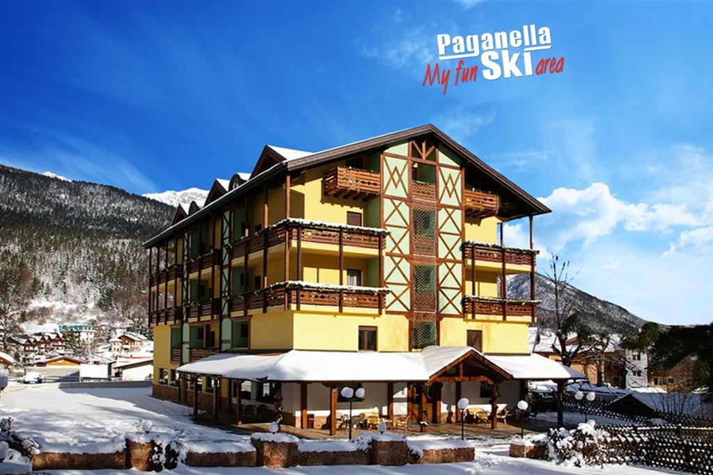 28-11091-Itálie-Andalo-Hotel-Dal-Bon-5denní-lyžařský-balíček-se-skipasem-a-dopravou-v-ceně-85390