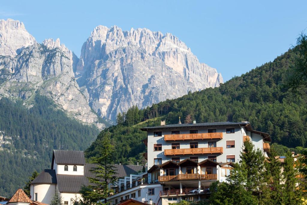 56-18942-Itálie-Molveno-Hotel-Ariston-léto-119438